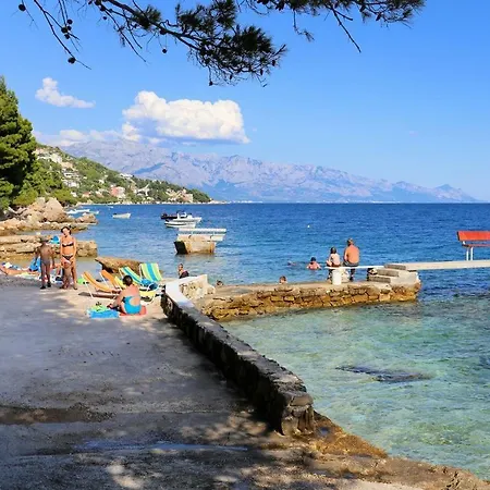 Stanici 3064a Omis
